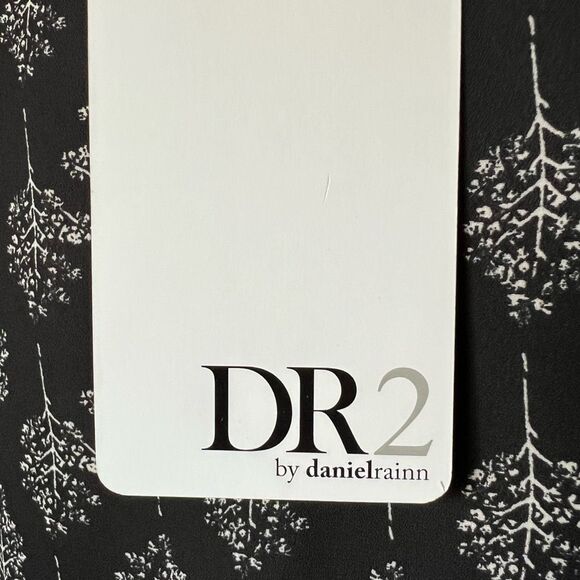 DR2 Blouse Cold Shoulder 1X   *NWT* - Picture 10 of 12